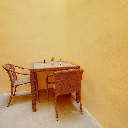 Modern 1Br Maisonette Steps From The Promenade سليمة المظهر الخارجي الصورة