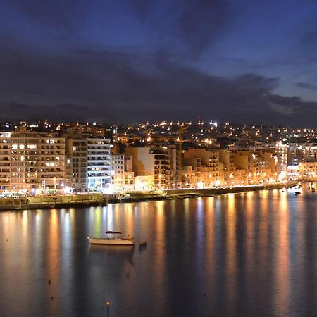 Modern 1Br Maisonette Steps From The Promenade سليمة المظهر الخارجي الصورة